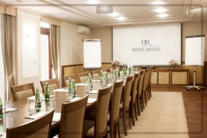 ROYAL гатэлі ў Польшчы Познань начлегі канферэнцыі адпачынак гасцініцы